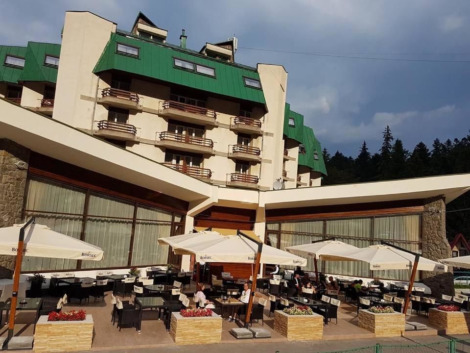 Отель Hotel Silva Busteni Буштени-17