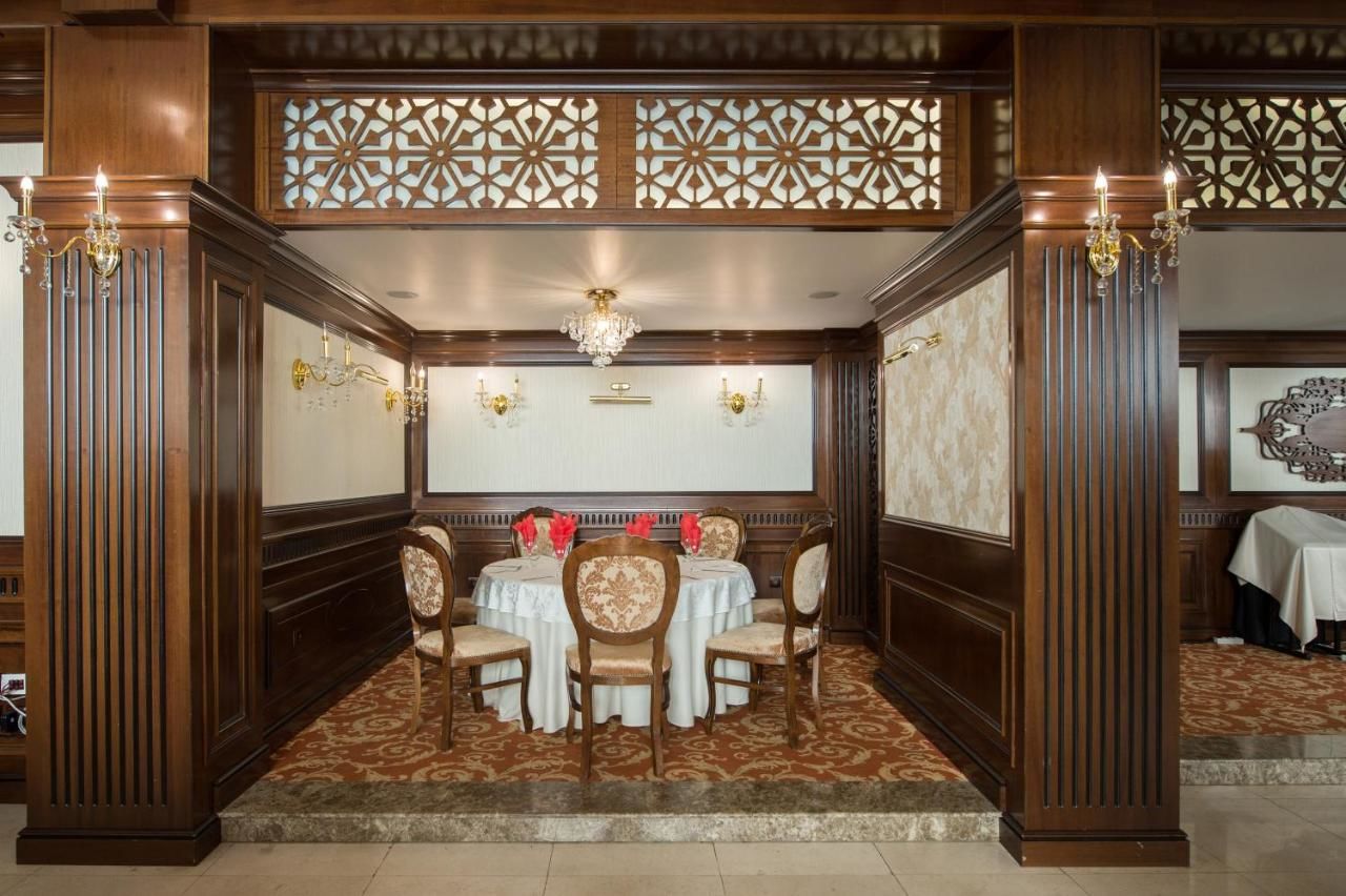 Отель Hotel Silva Busteni Буштени-21